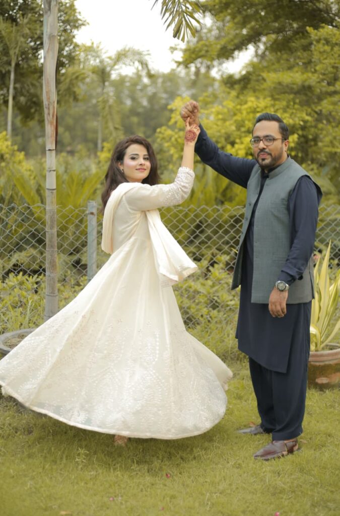couple photoshoot pakistan photography