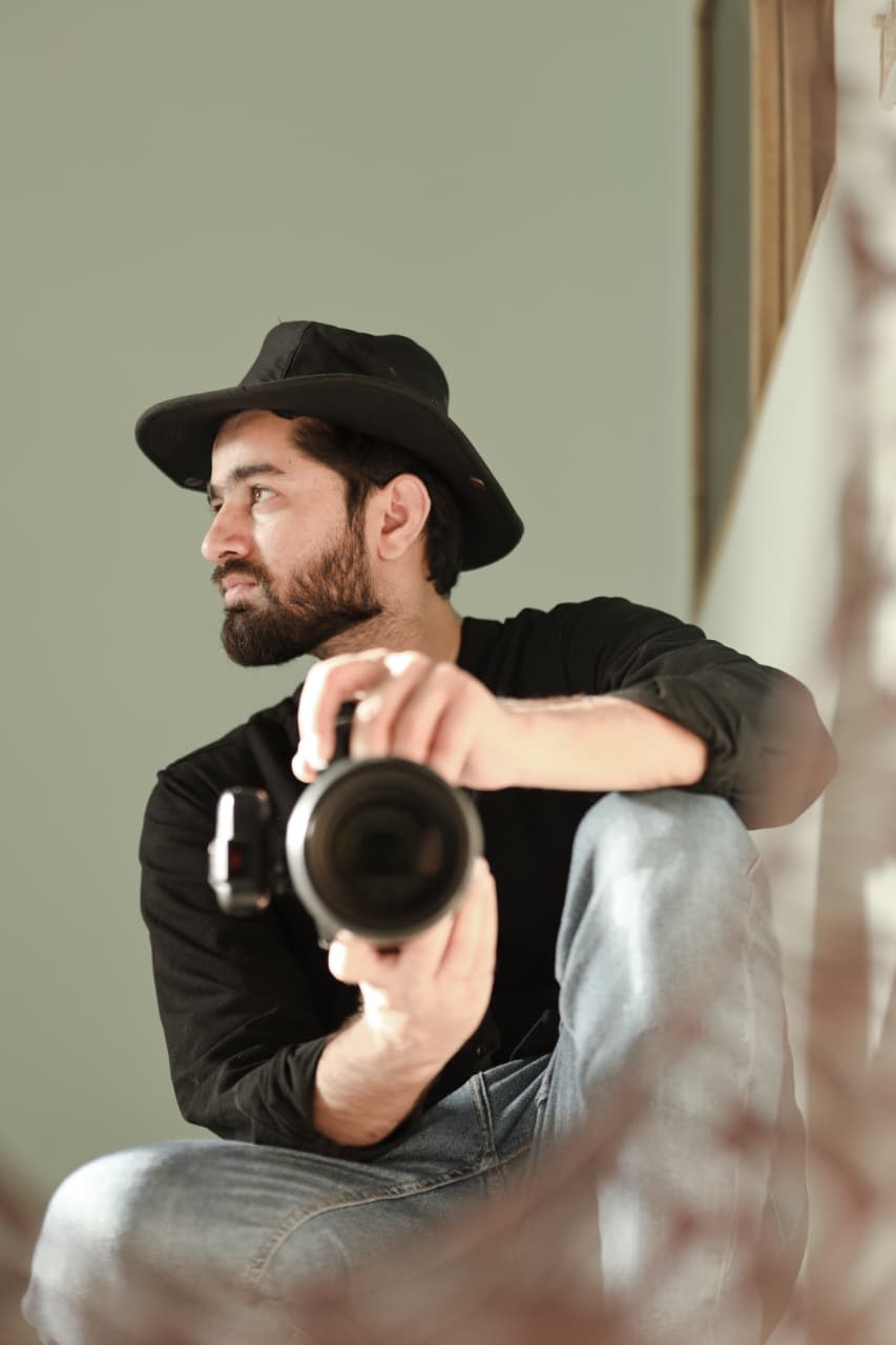 event photographer men pakistan