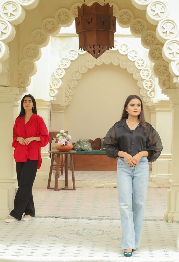 two female model photography